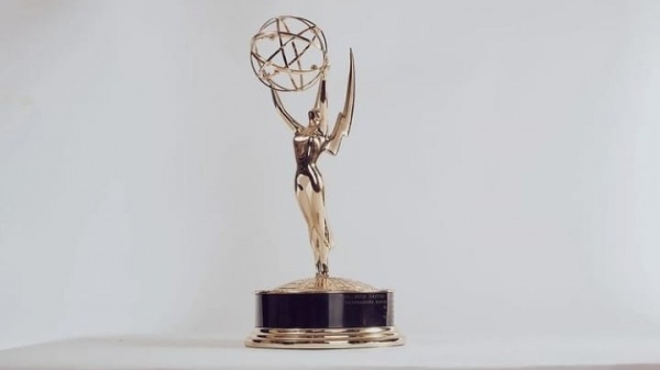 Emmy Tutte Le Nomination Del Premio Tv Pi Prestigioso Radio Zeta