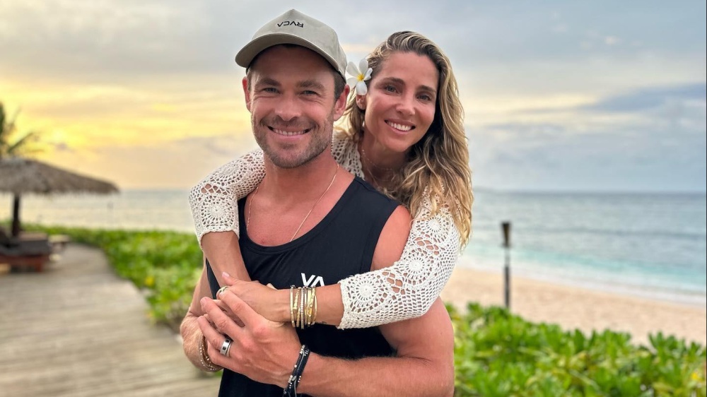 Chris Hemsworth e la moglie Elsa Pataki nel commovente video virale - Radio  Zeta