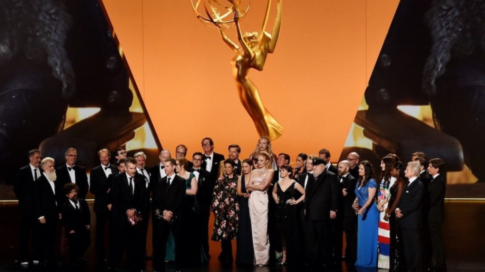 Emmy Awards 2021, super trionfo per “The Crown” e “Ted Lasso”, sono loro le migliori serie tv dell’anno