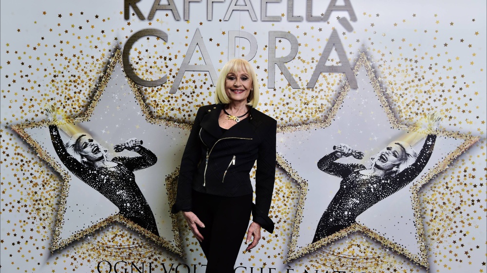 Raffaella Carrà, oggi sarebbero state 82 le candeline per una donna senza tempo