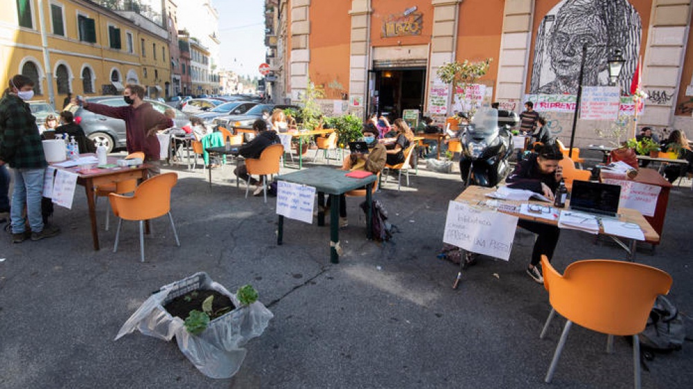 "School for Future": gli studenti di tutta Italia chiedono di ritornare a scuola