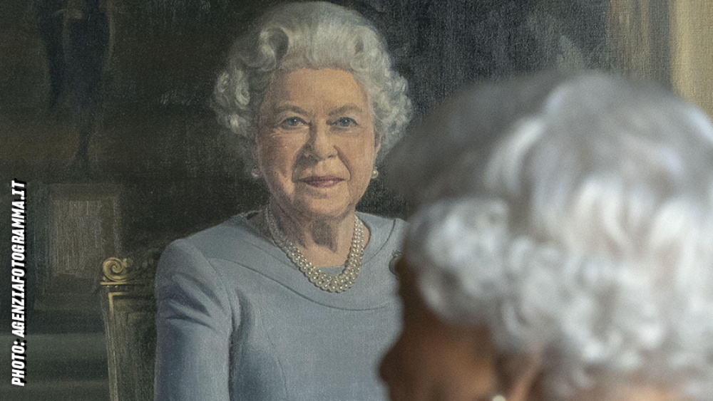 The Crown: la serie si prepara da mesi alla morte della Regina Elisabetta II