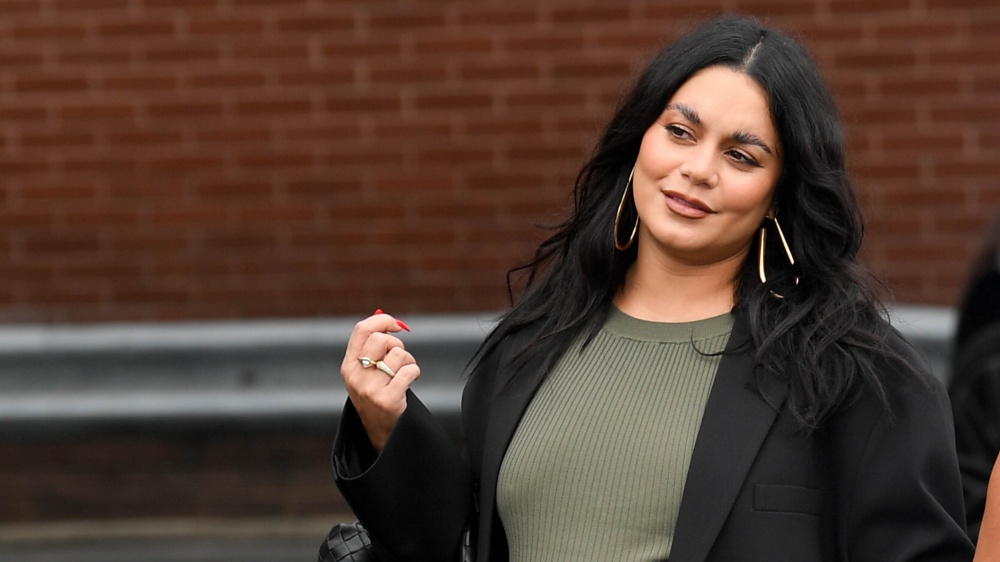 Vanessa Hudgens si scaglia contro i paparazzi: “Sfruttata durante un momento speciale”