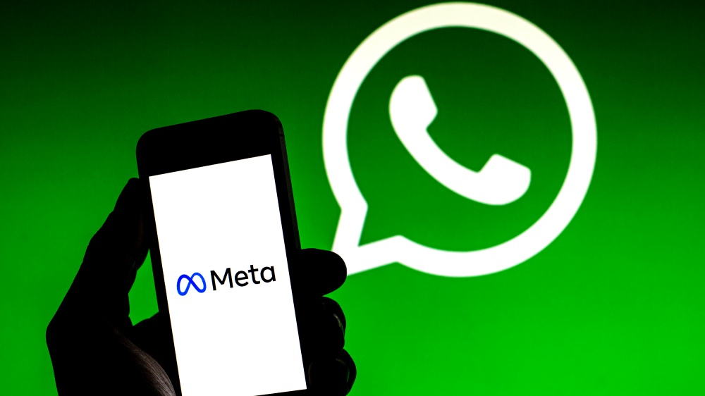 WhatsApp cambia volto: arrivano le pubblicità