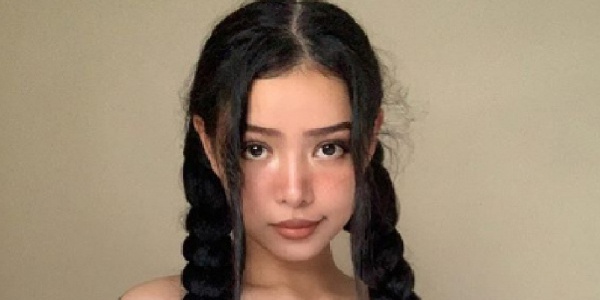 Bella Poarch Estrella De Tiktok Wikipedia Biografia Edad Altura Images